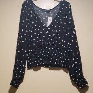 NWT. Abercrombie & Fitch blouse.
